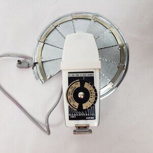 Accura Folding Fan Flash Reflector Unit 3 Way BC Untested VINTAGE EXCELLENT!!!